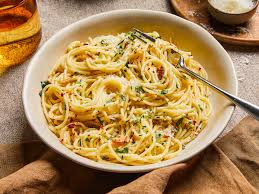 Spaghetti with Garlic and Oil